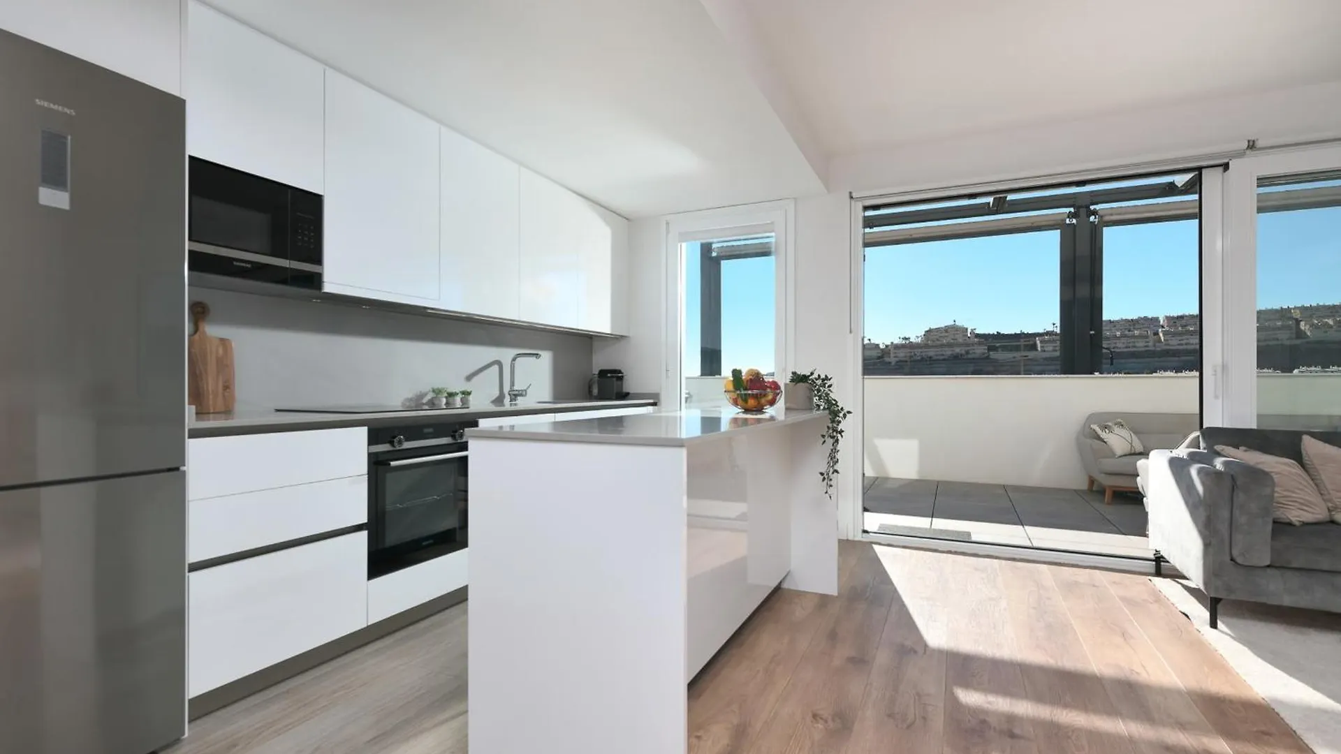 Apartment Amazing 3 Bedroom Penthouse With Private Pool In Cala Serena - La Cala Malaga